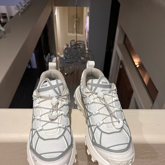 Dior - Picture 2 of 7